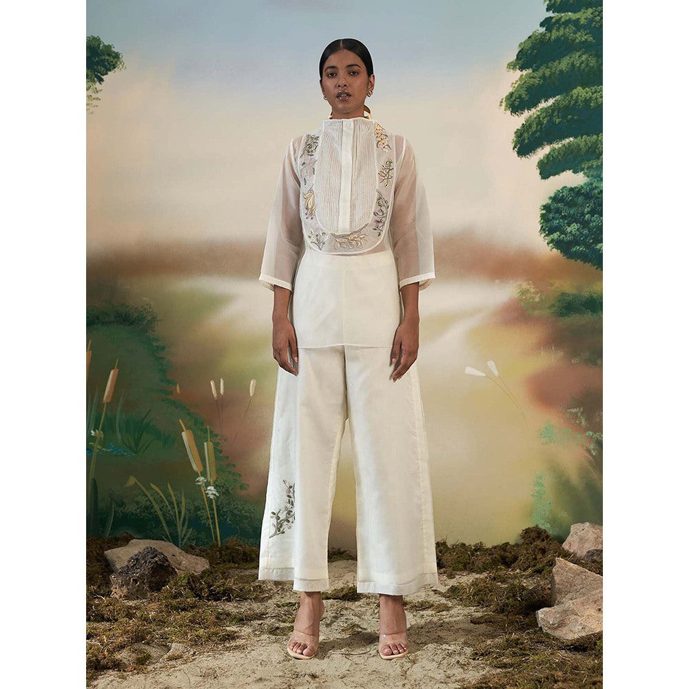 FEBo6 Garland White High Neck Top with Slip (Set of 2)