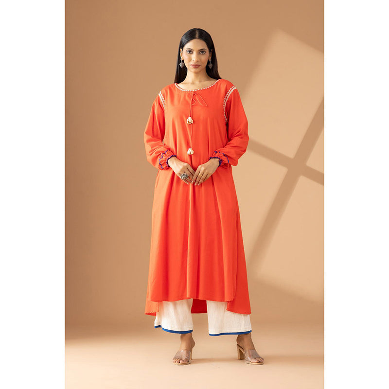Finethreads by Hina & Nikhat Azure Grace Embroidered Slub Cotton Kurta with Pant (Set of 2)