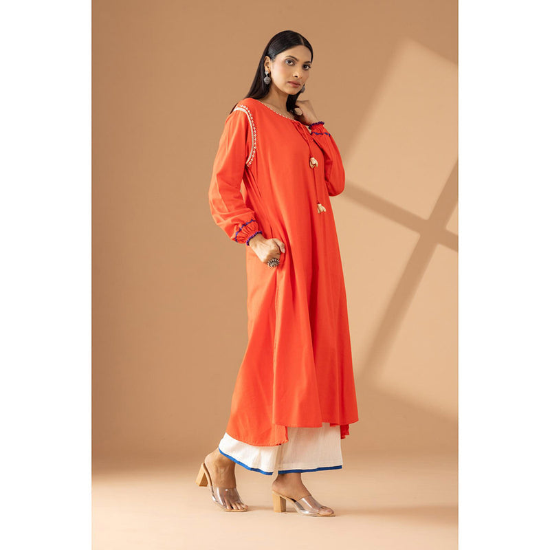 Finethreads by Hina & Nikhat Azure Grace Embroidered Slub Cotton Kurta with Pant (Set of 2)