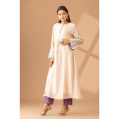 Finethreads by Hina & Nikhat Samaira Daraz Work Kurta Pant with Dupatta (Set of 2)