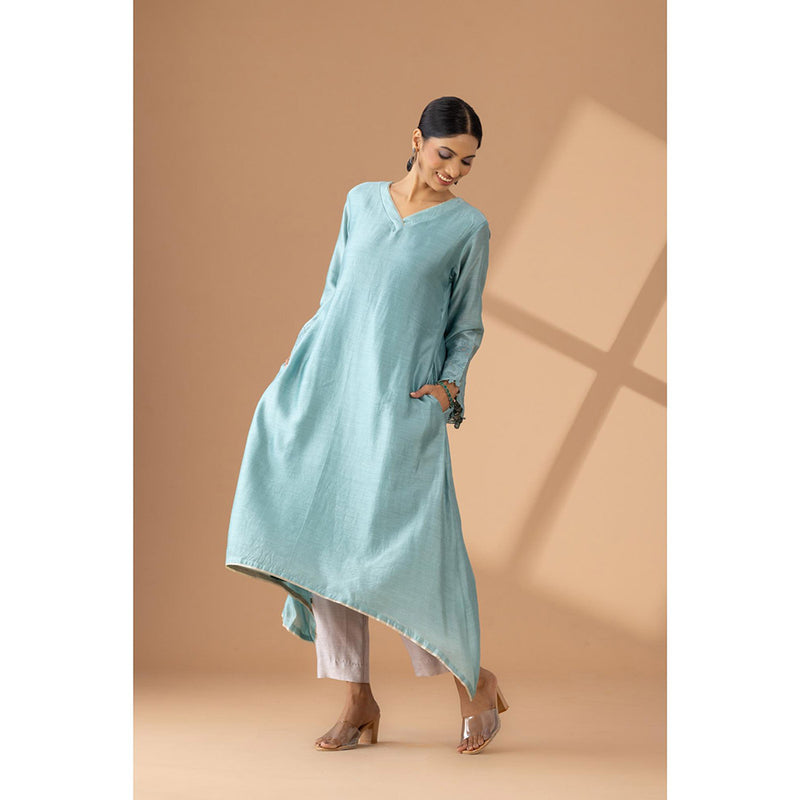 Finethreads by Hina & Nikhat Tarini Elegance Applique Kurta Pant with Dupatta (Set of 2)