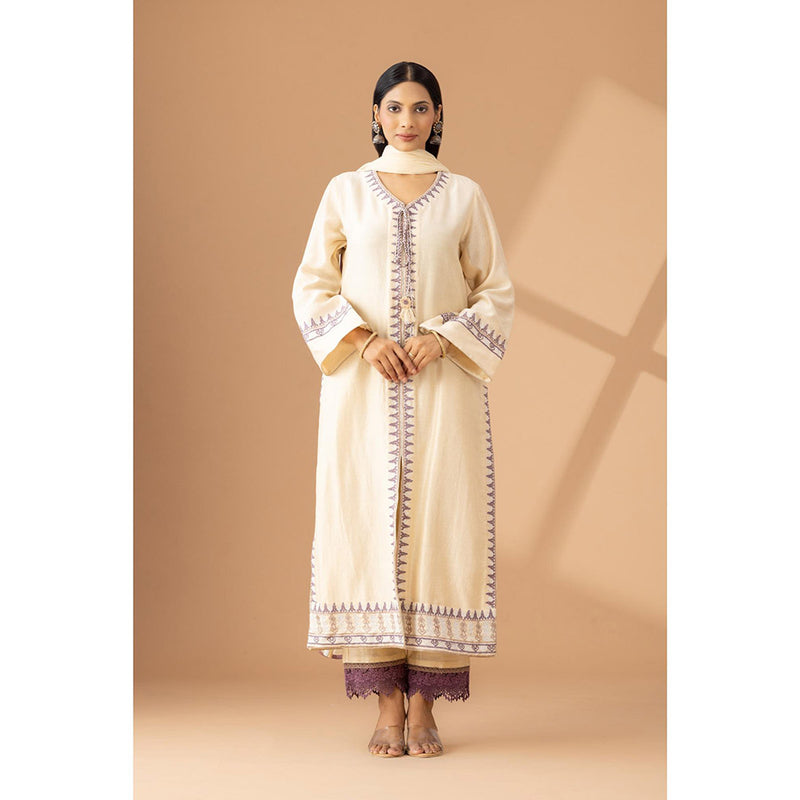 Finethreads by Hina & Nikhat Noorani Radiance Embroidered Kurta Pant with Dupatta (Set of 2)