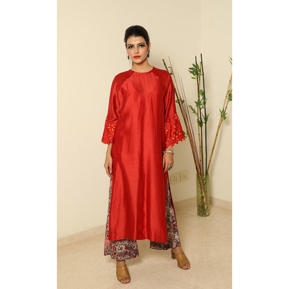 Finethreads by Hina & Nikhat Spinel Statement Daraz Embroidered Chanderi Kurta Pant (Set of 2)