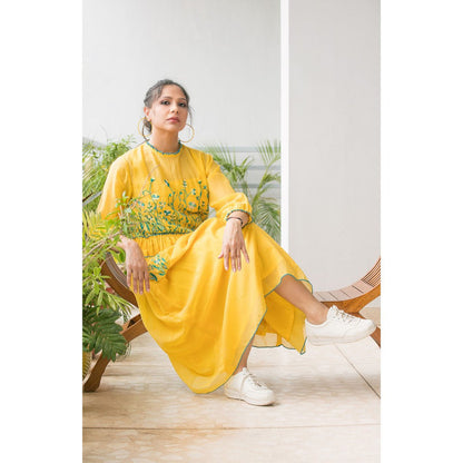 Finethreads by Hina & Nikhat Yellow Witch Hazel Dress with Slip (Set of 2)