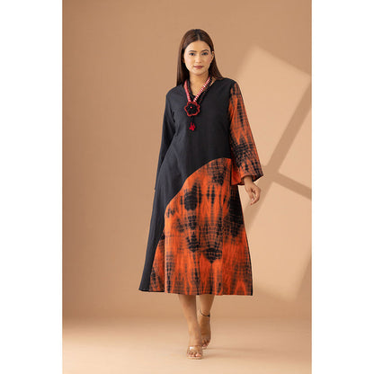 Finethreads by Hina & Nikhat Black Heritage Grace Dress