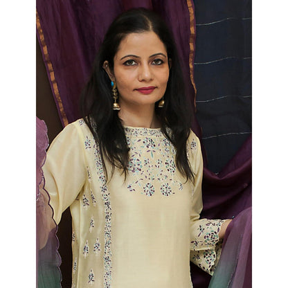 Finethreads by Hina & Nikhat Yellow Moghul Kurta with Slip, Palazzo and Dupatta