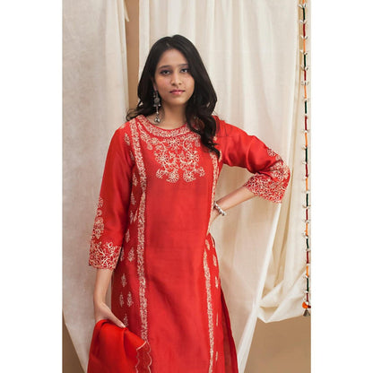 Finethreads by Hina & Nikhat Red Moghul Kurta with Slip, Palazzo and Dupatta