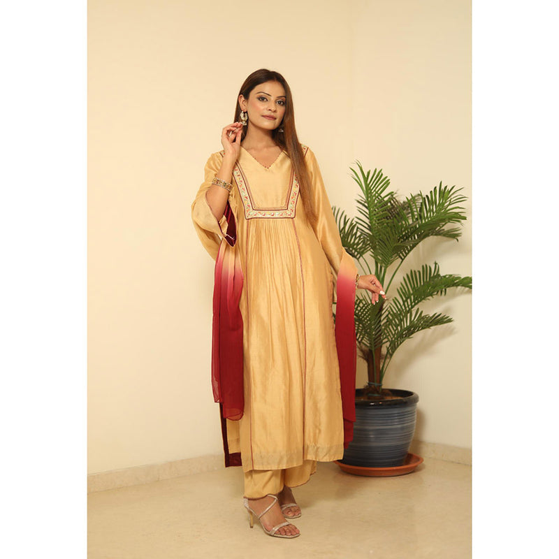 Finethreads by Hina & Nikhat Golden Pleated Kurta with Pant and Dupatta