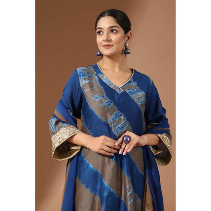 Finethreads by Hina & Nikhat Womens Tie & Dye Navy Blue Kurta with Pant and Dupatta