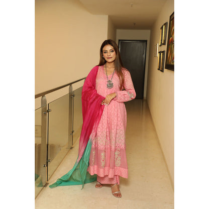 Finethreads by Hina & Nikhat Womens Embroidered Pink Anarkali Kurta with Palazzo and Dupatta