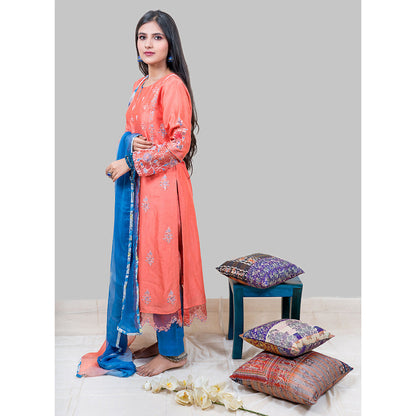Finethreads by Hina & Nikhat Womens Embroidered Orange Kurta with Pant and Dupatta