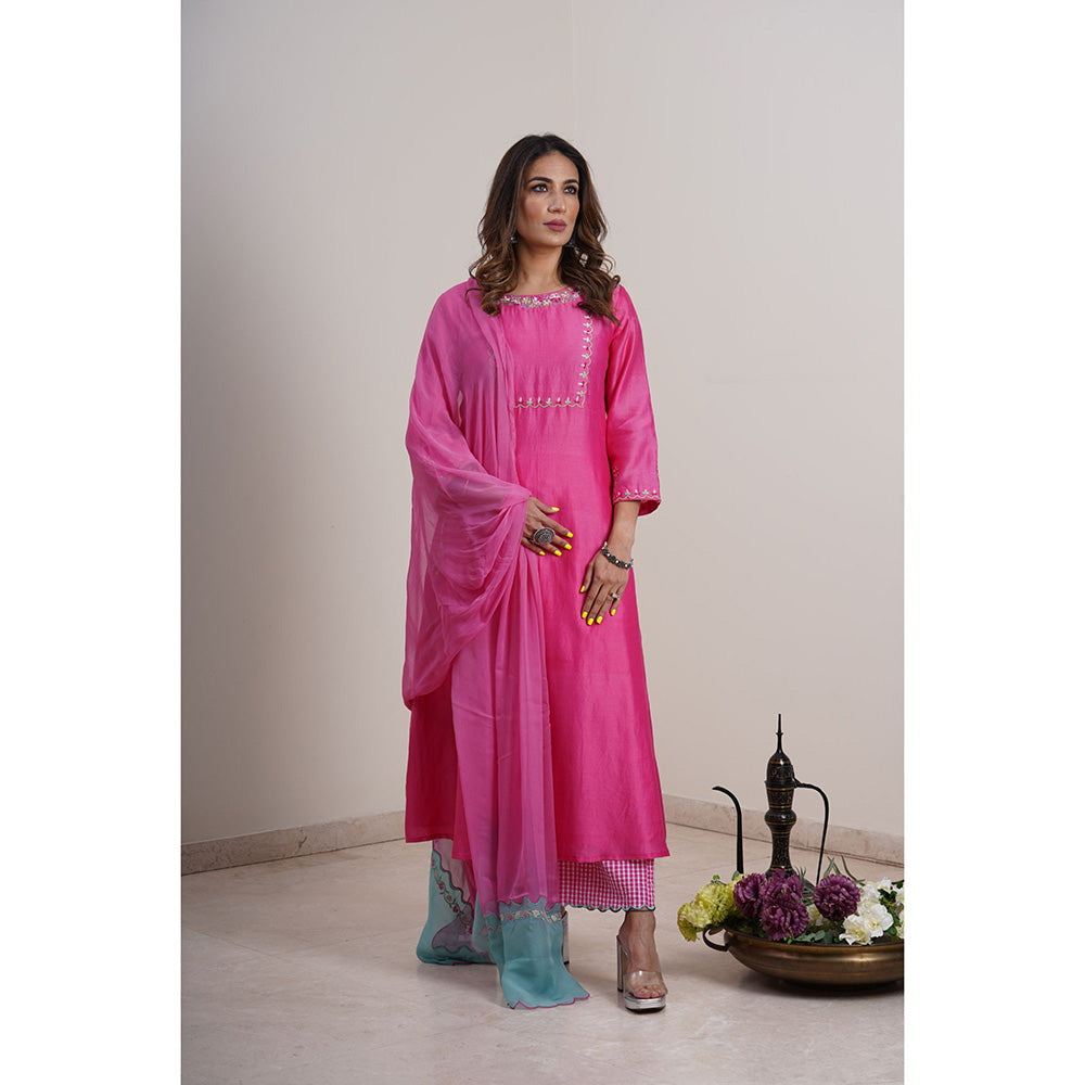 Finethreads by Hina & Nikhat Womens Embroidered Pink Kurta with Palazzo and Dupatta