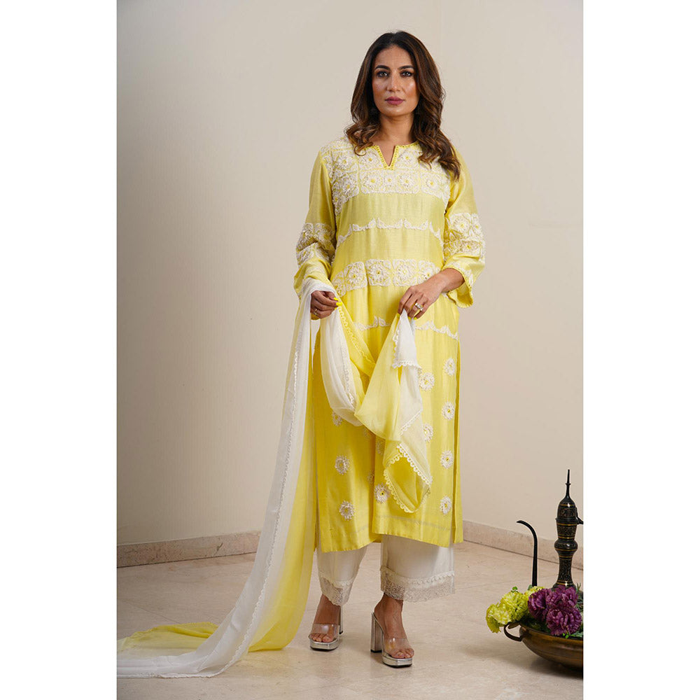 Finethreads by Hina & Nikhat Yellow Ziya-E-Noor Kurta with Pant and Dupatta