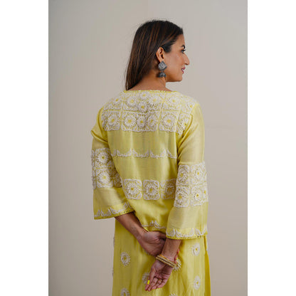 Finethreads by Hina & Nikhat Yellow Ziya-E-Noor Kurta with Pant and Dupatta