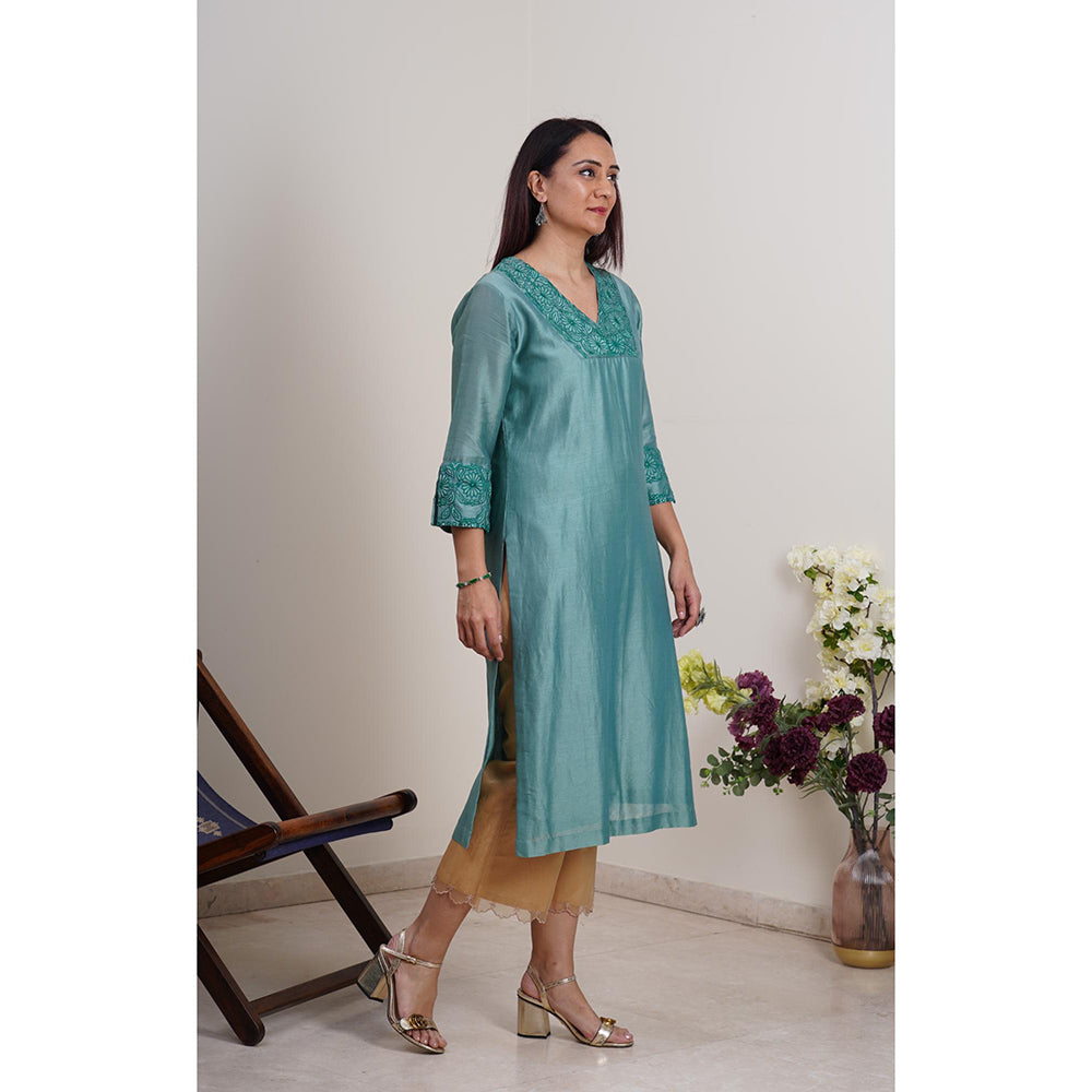 Finethreads by Hina & Nikhat Teal Mehr Kurta with Pant and Dupatta