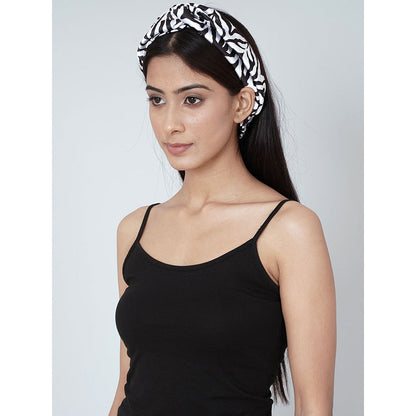 First Resort by Ramola Bachchan White And Grey Zebra Print Headband