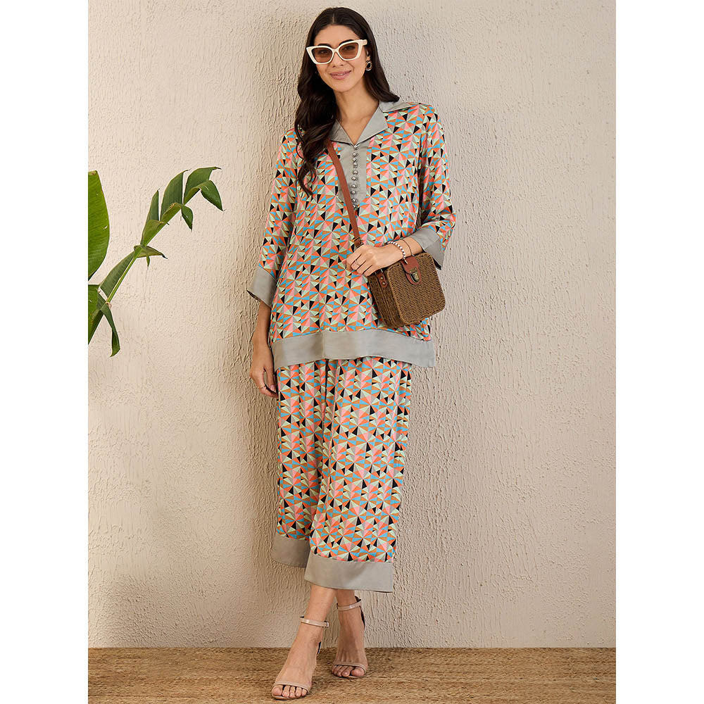 First Resort by Ramola Bachchan Pale Grey & Peach Geometric Print Co-Ordinate (Set of 2)