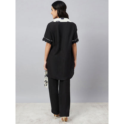 First Resort by Ramola Bachchan Black And Ivory Linen Co-Ord (Set of 3)