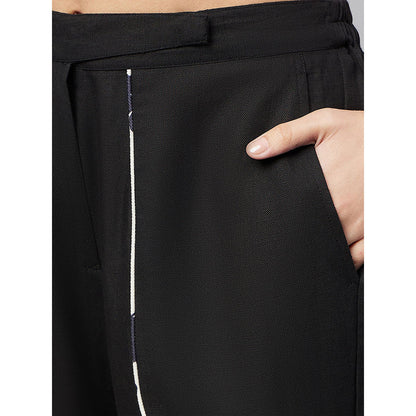 First Resort by Ramola Bachchan Black And Ivory Linen Co-Ord (Set of 3)