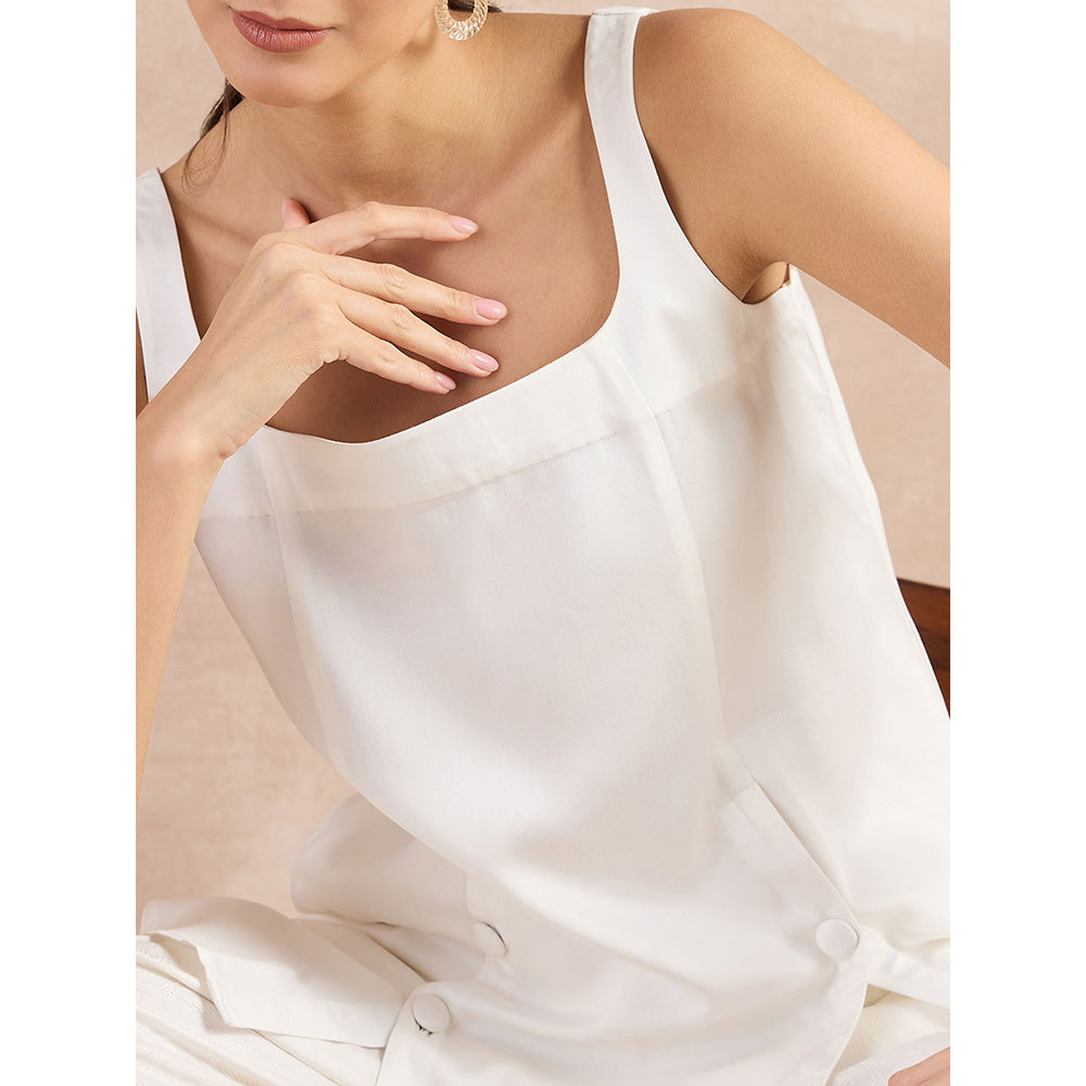 First Resort by Ramola Bachchan White High-Low Sleeveless Top with Pant (Set of 2)