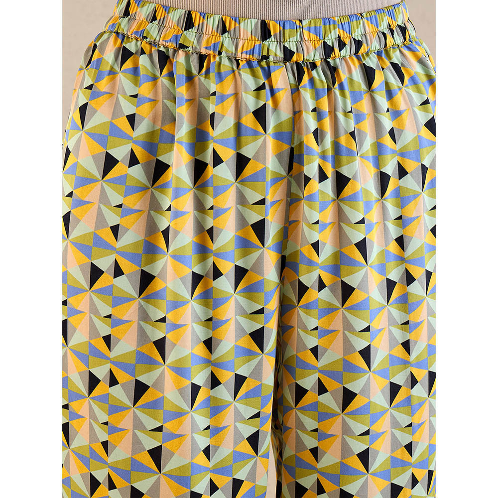 First Resort by Ramola Bachchan Primrose Yellow And Black Geometric Print Co-Ord (Set of 2)