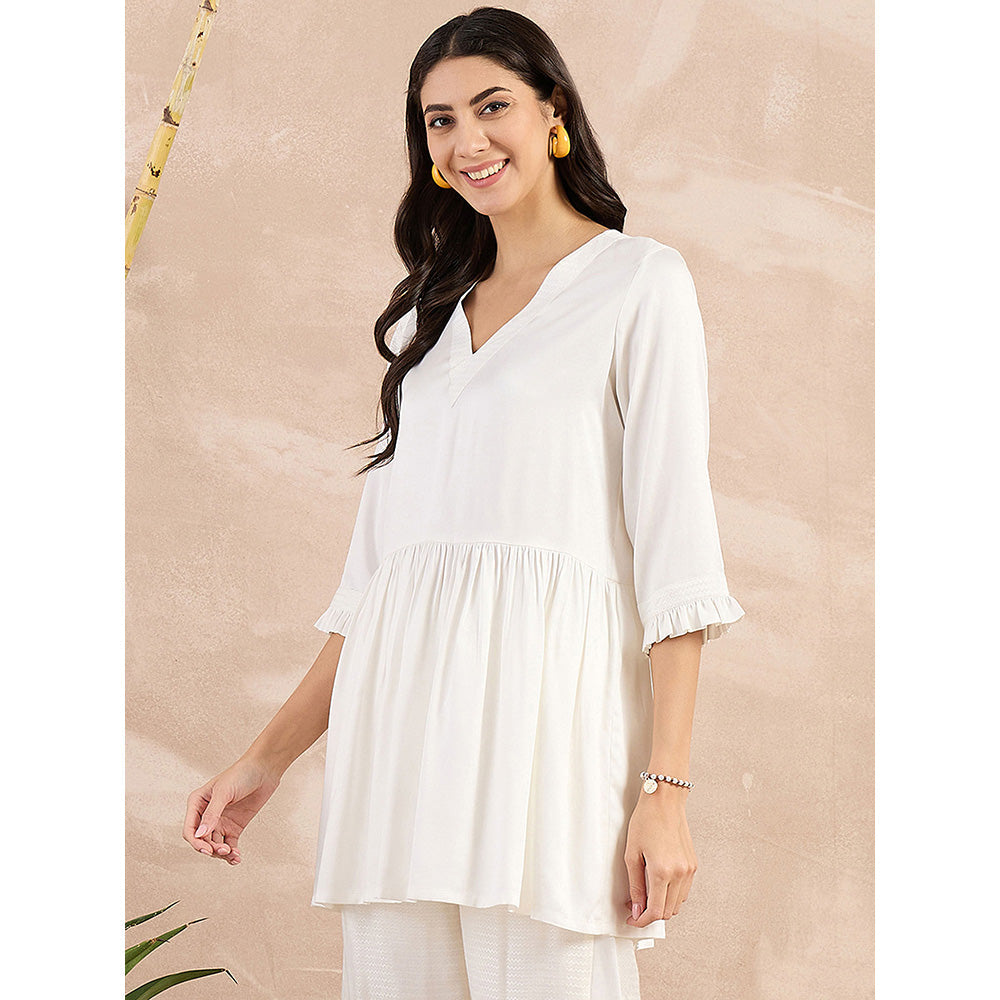 First Resort by Ramola Bachchan White Herringbone V-Neck Peplum Top