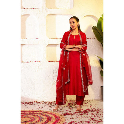 Firann By Shaheen Red Kurta and Pant and Dupatta (Set of 3)