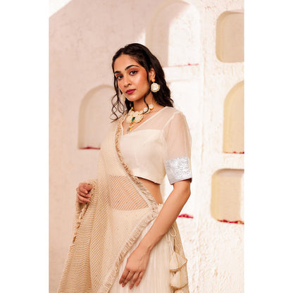 Firann By Shaheen White Lehenga with Blouse and Dupatta (Set of 3)