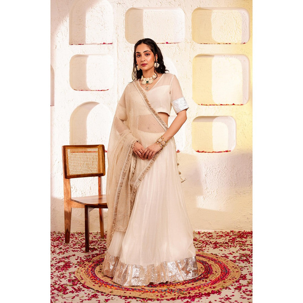 Firann By Shaheen White Lehenga with Blouse and Dupatta (Set of 3)