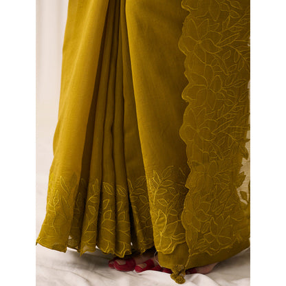 Five Point Five Women's Chameli Green Floral Saree with Unstitched Blouse