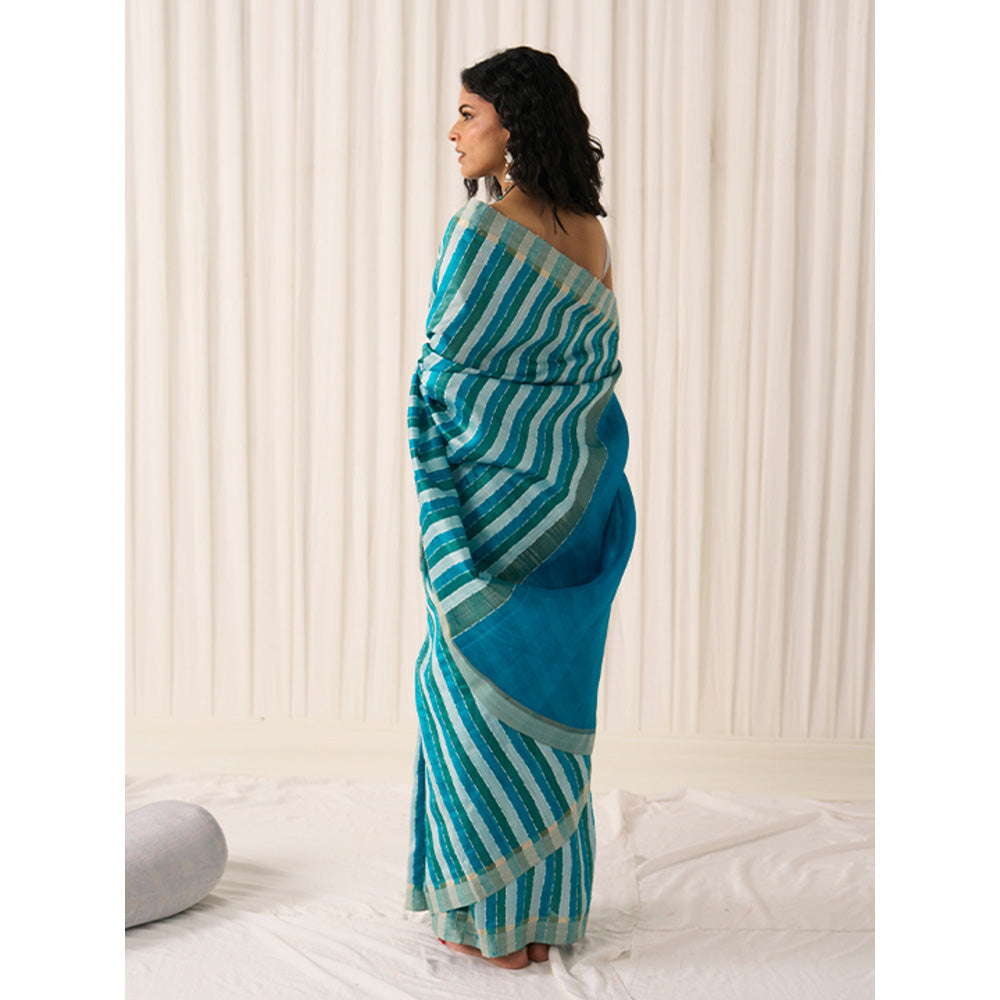 Five Point Five Women's Pankti Turquoise Printed Saree with Unstitched Blouse
