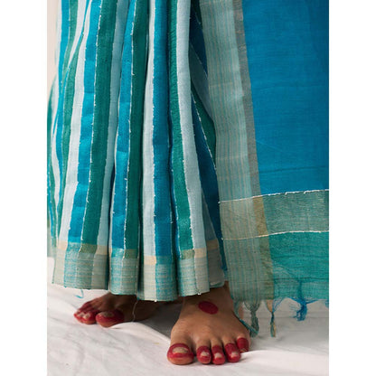 Five Point Five Women's Pankti Turquoise Printed Saree with Unstitched Blouse