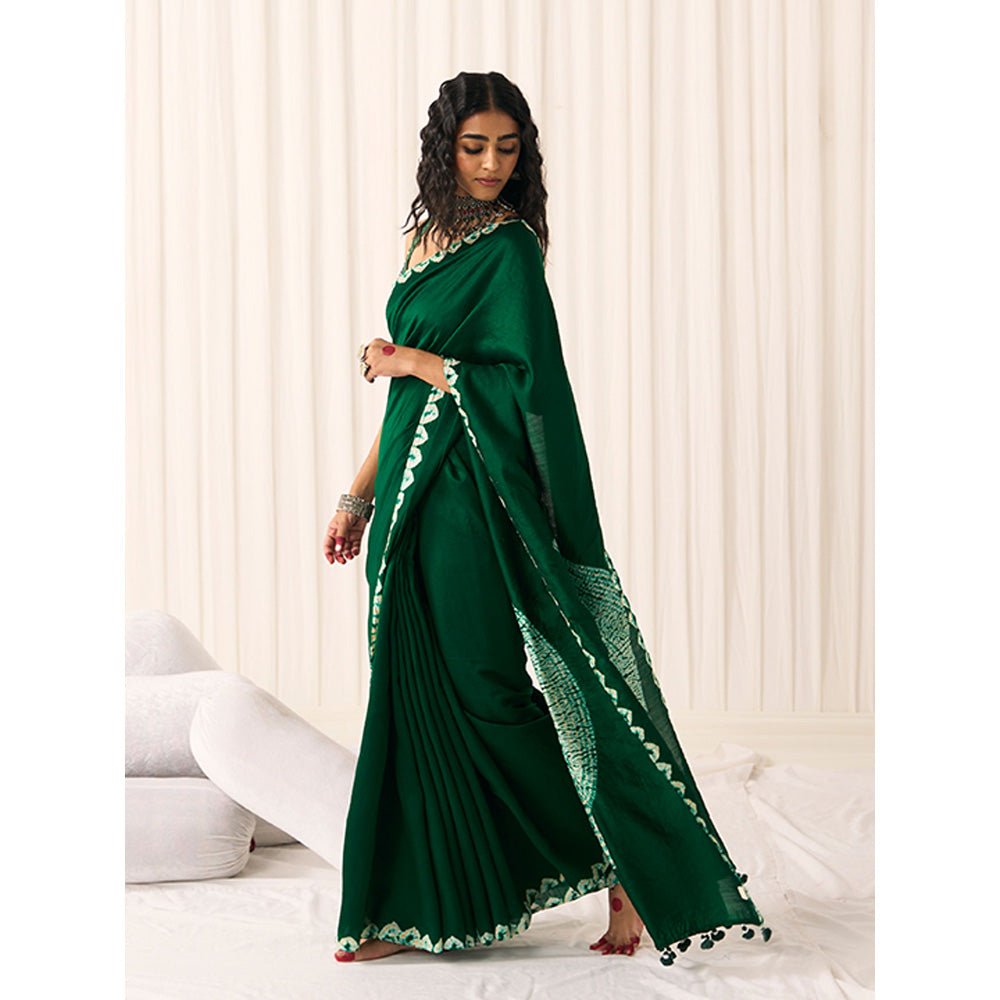 Five Point Five Women's Poonam Green Tie & Dye Saree with Unstitched Blouse