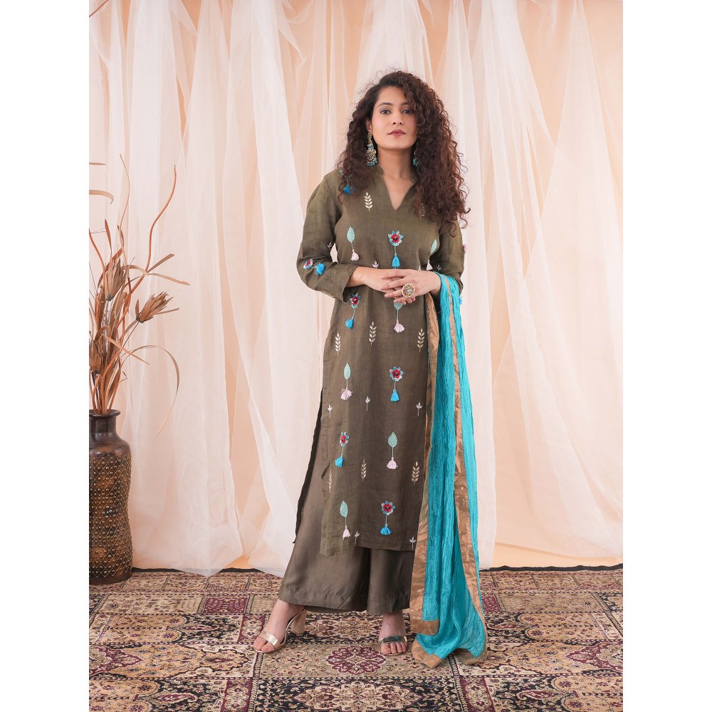 Farha Syed Brown Kurta (Set of 3)