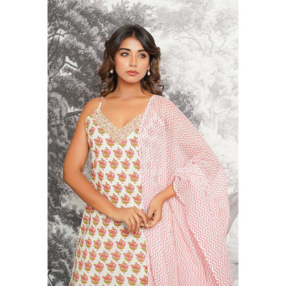 GANGA GRACE White Floral Printed Cotton Kurta with Pant and Dupatta