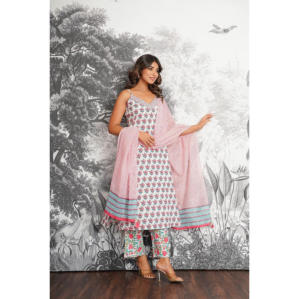 GANGA GRACE White Floral Printed Cotton Kurta with Pant and Dupatta