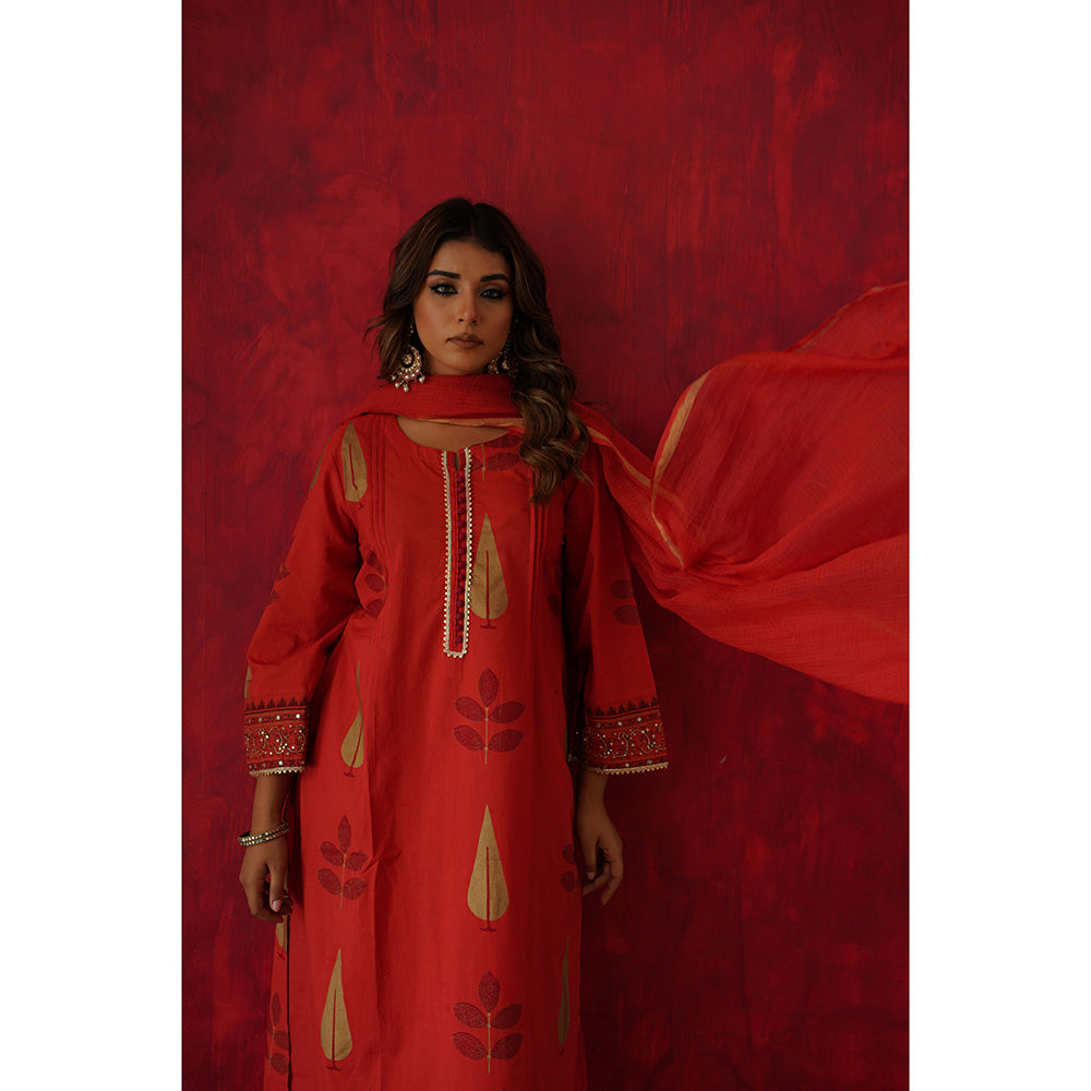 GANGA GRACE Women Cotton Printed Red Kurta with Pant and Dupatta