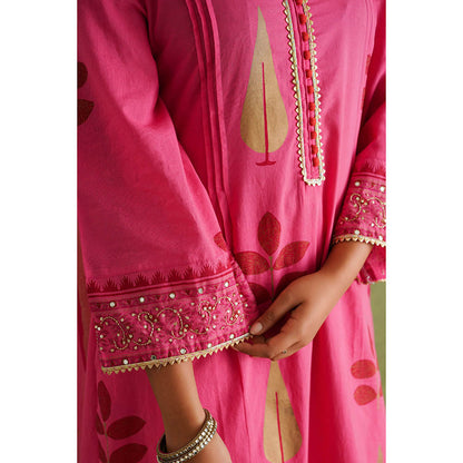 GANGA GRACE Women Cotton Printed Pink Kurta with Pant and Dupatta