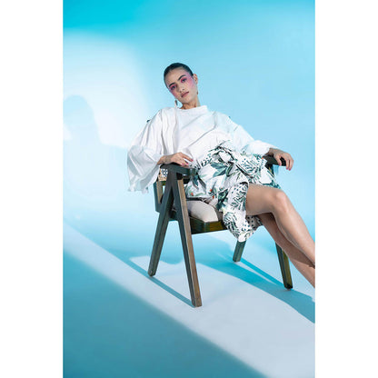 Gazab By Miku Kumar White Parc De Berczy Paris Skirt with Top (Set of 2)