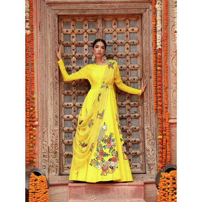 Gazab By Miku Kumar Yellow Sabia Drape Anarkali with Belt (Set of 2)
