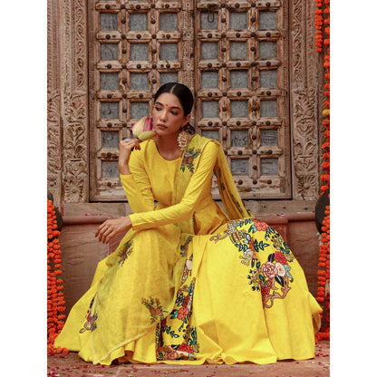 Gazab By Miku Kumar Yellow Sabia Drape Anarkali with Belt (Set of 2)