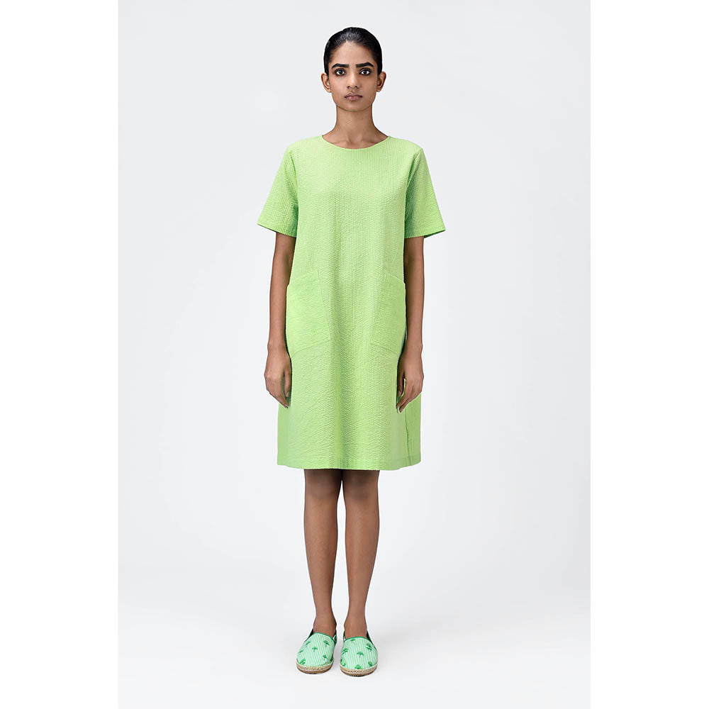 Genes Lecoanet Hemant Easy Fit Solid Dress With Patch Pockets