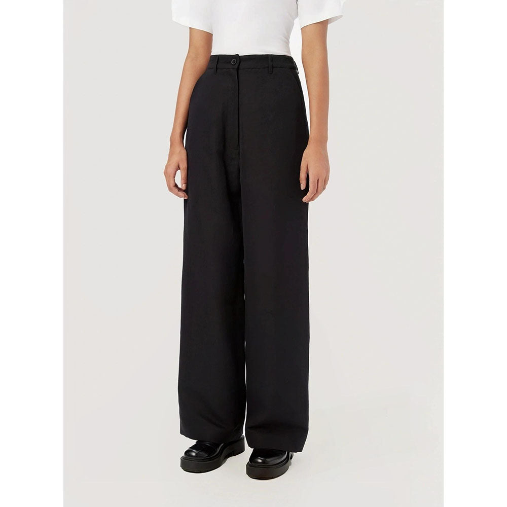 Genes Lecoanet Hemant Women Black Linen Mid Rise Pant