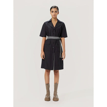 Genes Lecoanet Hemant Women's Black Solid Knee Length Dress with Belt (Set of 2)