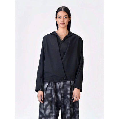 Genes Lecoanet Hemant Women Black Woollen Blend Hooded Solid Regular Hoodie