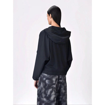 Genes Lecoanet Hemant Women Black Woollen Blend Hooded Solid Regular Hoodie