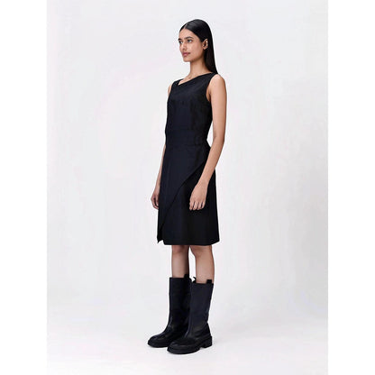 Genes Lecoanet Hemant Women Wool Blend Solid Sleeveless Dress