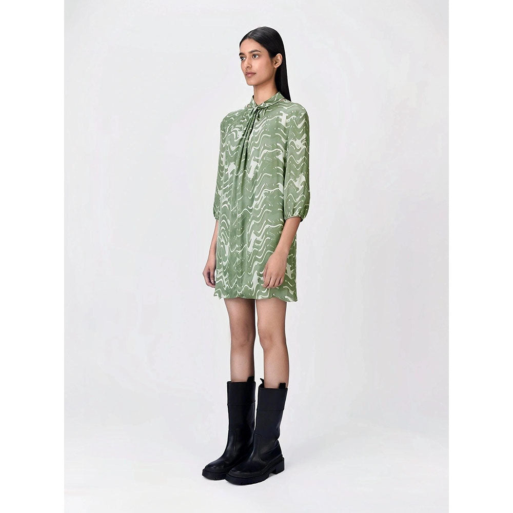 Genes Lecoanet Hemant Women Viscose Tie-Up Neck A-Line Dress