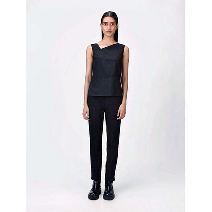 Genes Lecoanet Hemant Women's Embellished Solid Sleeveless Regular Fitted Top