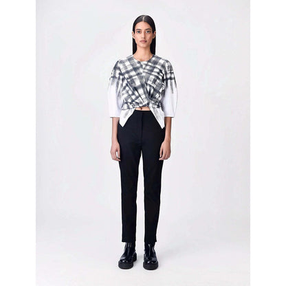 Genes Lecoanet Hemant Women's Round Neck Checks Printed Puff Sleeves T-shirt